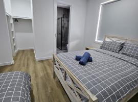 Maruve Guesthouse Plus- Modern Stay near Melb Airport 12 min, guest house in Melbourne