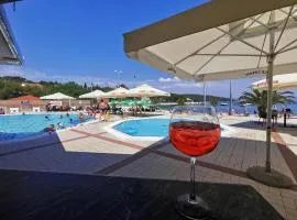 Apartment Bella Mit Balkon Und Terrasse In Necujam