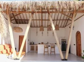 Alboran Villa GiliAir