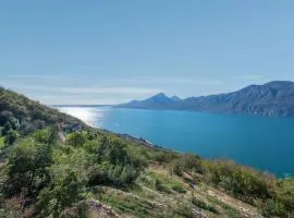 Alleinstehende Villa Mit Pool Und Traumaussicht