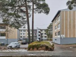 Kotimaailma - kolmio Kotkan kupeessa