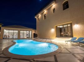 Jovan suites, hotel con piscina a Al Ula