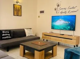3-Bedroom Apt with Oceanviews, 1min Walk to Beach - NYHA2