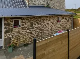 Gîte 2 Personnes- Rénové - Plage à 5 min - Parking Gratuit