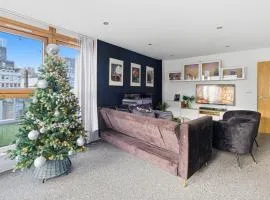 Penthouse Noir - Wyndale Living - Central BHam 2BR