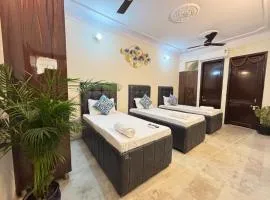 Hotel Fortune Home Ansal Golf Link 1