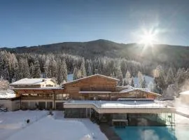 Alpine Nature Hotel Stoll