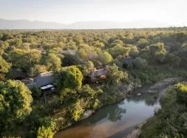 Karongwe - River Safari Lodge
