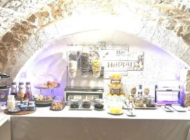 Albergo Tripoli B&B Affittacamere, hotel in Corato