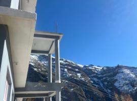 Aatithiya Himalayan Homestay, hótel í Tāndi