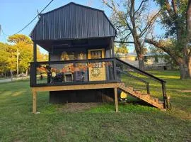The Honey House a cozy retreat for one or two