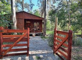 Las Moras Cabaña en Santa Ana Colonia, hotel in Santa Ana