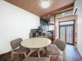 Takumi Renovated House Osaka Hirakata with Free Parking
