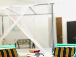 Conch Villa- 3 Min walk to the beaches