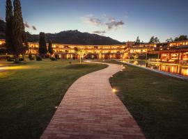 Is Molas Resort, hotel in Pula