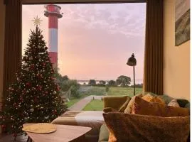 Meerglück am Beltblick Fehmarn - Moderne Ferienwohnung direkt an der Ostsee mit Sauna für Familien und Paare