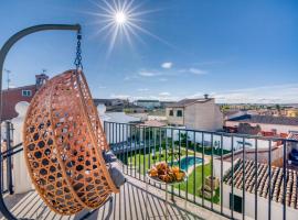 VILLA T to15 min from Puy du Fou Billiar, Movies, BBQ,Pool, hôtel à Totanés