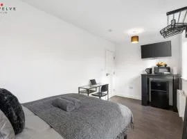 Bright & Modern Room in Brixton - Shared Bathroom