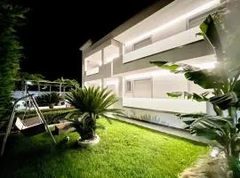 White House Kokas Luxury Apartments