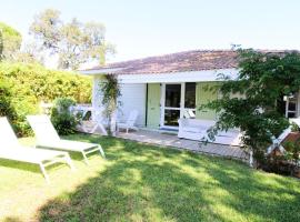 GASMED29 - Golfe de St-Tropez - Maison climatisée 3 chambres avec beau jardin et aperçu mer, hotel v destinaci Gassin