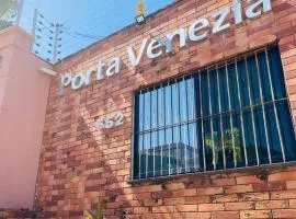 Casa em condominio proximo ao beach park