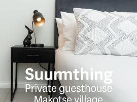 SUumthing Private GuestHouse, hotel v destinaci Lebowakgomo