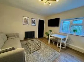 3 Bedroom Apartment In City Centre