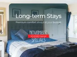 Exclusive Deals l Last-Minute Specials l Free Parking I Short term Booking l Garden I Sleeps Up to 6 l 3 Bed & 2 Bath I One Castle Apartments Short-lets and Serviced Accommodation