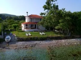 Ferienhaus Simos In Paleokastro