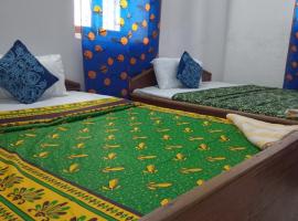 lalala salama, hotel with hot tubs in Zanzibar City