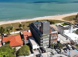 Flat Alta Garden pé na areia, Praia do Bessa，位于Tambaú的酒店