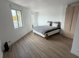 Studio neuf à Crosne