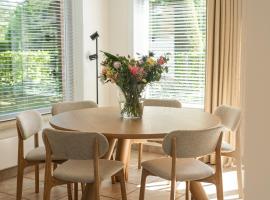 Le petit château by Kasteel Ter Wallen、イゼゲムのホテル