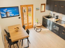 MH Luxury Apartments, hotel a Cavalese