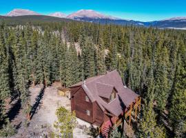 Alpine Escape - 3BR 3BA Cabin Near Breckenridge, hotel a Fairplay
