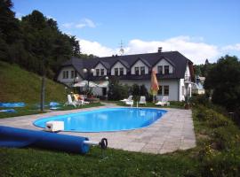 HOTEL ZLATÝ POTOK, hotel ve Stachách