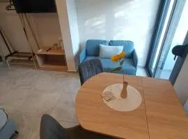 Nirea Tree View Studio