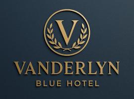 VanderLyn Blue Hotel, hotel in Pati