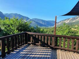 Mountain Chalet in Beauvezer, khách sạn ở Beauvezer