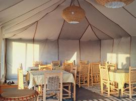 Bivouac Le secret des dunes, Hotel in Foum Zguid