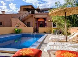 Auberge Restaurant TISSILI " Oasis de Fint"