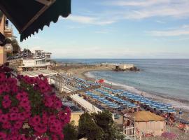 B&B BnBeach, bed and breakfast a Varazze