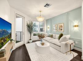 Luxury 1BR Newport Beach Condo with Pool and Gym, apartamento en Newport Beach