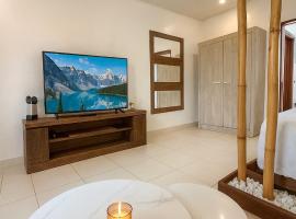 Résidence Palms Abidjan, hotel perto de Aeroporto Internacional Félix Houphouët-Boigny - ABJ, 