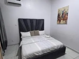 Shared 4 Bedroom Apartment