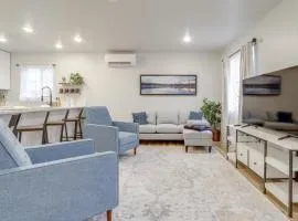 Modern and Pet-Friendly! Northern Colorado Retreat