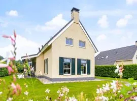 Detached house in Vlagtwedde with sauna