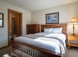 Stonehenge Condo - Nr Ski Lifts & Downtown!