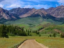 SV120 - Walk to Lifts & Town - Hot Tub & Pool