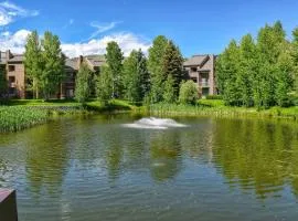 2BD Fairway Nine Golf Condo + FREE Resort Amenities
